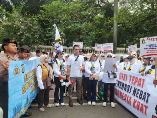 Puluhan Massa Padati Monas, Suarakan Indonesia Kuat Lewat Dukungan Program Strategis Nasional
