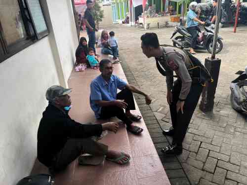 Polantas Tuban Kembali Curi Perhatian, Warga Tuban Antusias Konsultasi SIM, STNK dan BPKB di Pinggir Jalan
