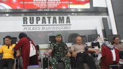 Babinsa Kodim Bojonegoro Ikuti Donor Darah Hari Bhayangkara Tahun 2026