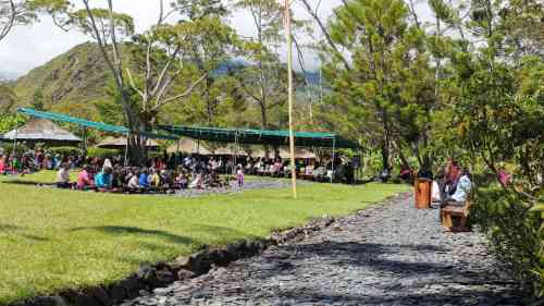 Kodim 1714/Puncak Peduli Pendidikan Hadiri Penamatan Siswa Sekolah Alkitab Mulia Ke-56 Tahun 2026 Kodim 1714/Puncak Peduli Pendidikan Hadiri Penamatan Siswa Sekolah Alkitab Mulia Ke-56 Tahun 2026