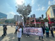 Aktivis Muda Demo di Baharkam Mabes Polri, Soroti Dugaan Keterlibatan Aparat di Sektor Tambang