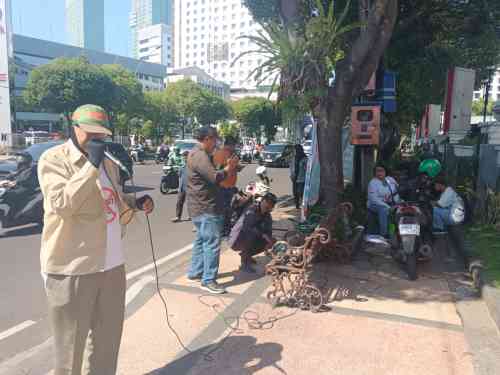 Aliansi Surat Ijo Surabaya Gelar Demo, Spanduk Tolak Skema IPT Ramai Sorotan
