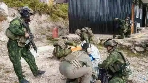 Koops TNI Habema berhasil Evakuasi Jenazah Pilot PT AMA Air, Gelar Operasi Khusus Perebutan Cepat dan SAR Taktis