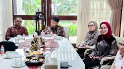 Terima Tim Riset Kolaborasi Indonesia Prioritas Riset Nasional UI, Bamsoet Tegaskan IKN Belum Bisa Dikatakan Gagal Karena Masa Depan IKN Bergantung pada Kepastian Hukum, Kekuatan Fiskal, dan Kepercayaan Publik Terima Tim Riset Kolaborasi Indonesia Prioritas Riset Nasional UI, Bamsoet Tegaskan IKN Belum Bisa Dikatakan Gagal Karena Masa Depan IKN Bergantung pada Kepastian Hukum, Kekuatan Fiskal, dan Kepercayaan Publik