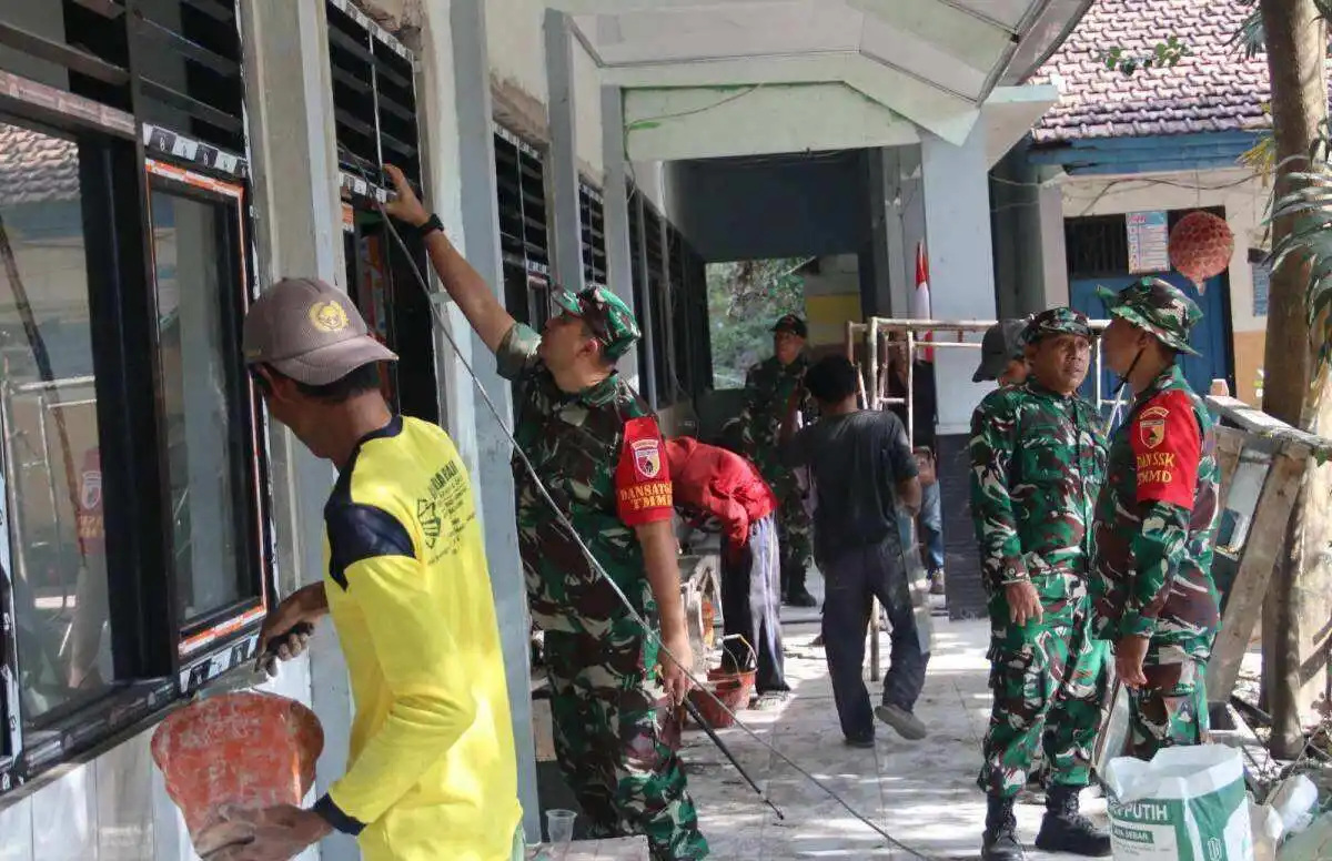 Semangat Baru dari Kesongo: Saat Satgas TMMD 129 Bojonegoro dan Warga Bahu-Membahu Merajut Impian Anak Desa
