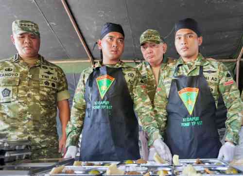 Pastikan Kesiapan Prajurit, Wapang TNI Bersama Menhan Tinjau Marshalling Area Yonif TP 937/Satria Kalijaga