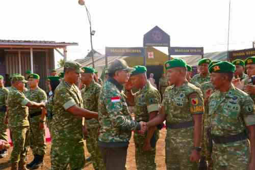 Wapang TNI dan Menhan RI Tinjau Yon TP di Jawa Timur, Pastikan Kesiapan Operasional Satuan Wapang TNI dan Menhan RI Tinjau Yon TP di Jawa Timur, Pastikan Kesiapan Operasional Satuan