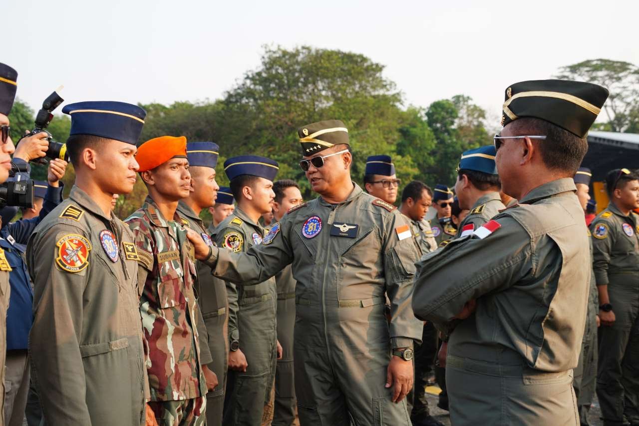 Panglima TNI Tinjau Kesiapan Alutsista Demo Udara HUT Ke-81 RI