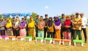 Penutupan TMMD ke-129 di Kesongo Bojonegoro Diwarnai Aksi Sosial Sembako