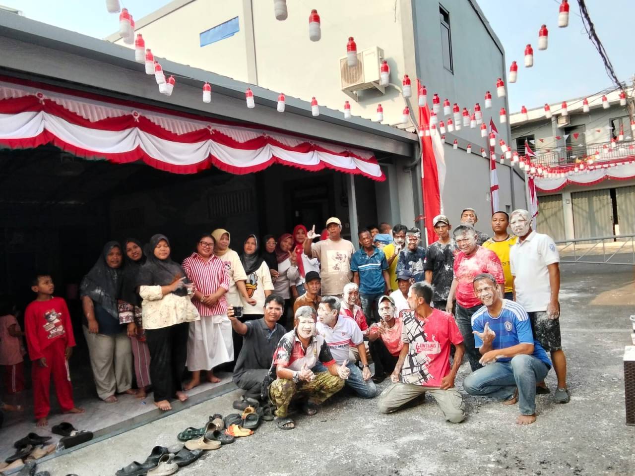 Dari Lingkungan Warga untuk Indonesia, Pelda Abdul Latif Hidupkan Semangat HUT Ke-81 RI