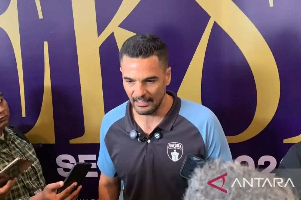 Strategi Carlos Pena untuk Meningkatkan Performa Persita Tangerang