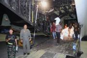 TNI Kirim 27 Ton Bantuan untuk Korban Gempa NTT