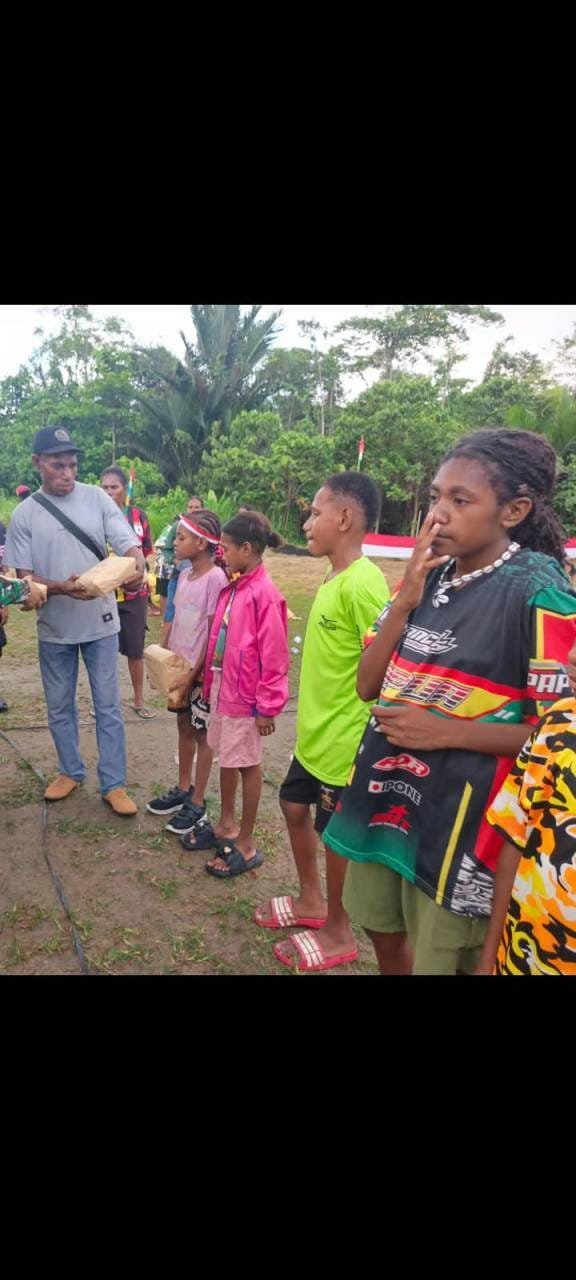 Peringati HUT ke-81 RI, Kepala Suku Kampung Suskun Keerom Gelar Lomba dan Bagikan Sembako untuk Pompa Semangat Nasionalisme