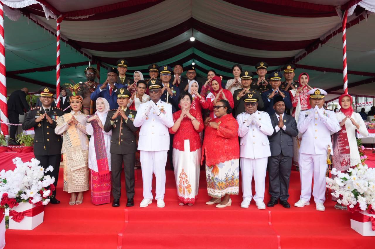 Semangat Kemerdekaan, Dandim 1710/Mimika Hadiri Upacara HUT ke-81 RI di Timika Semangat Kemerdekaan, Dandim 1710/Mimika Hadiri Upacara HUT ke-81 RI di Timika