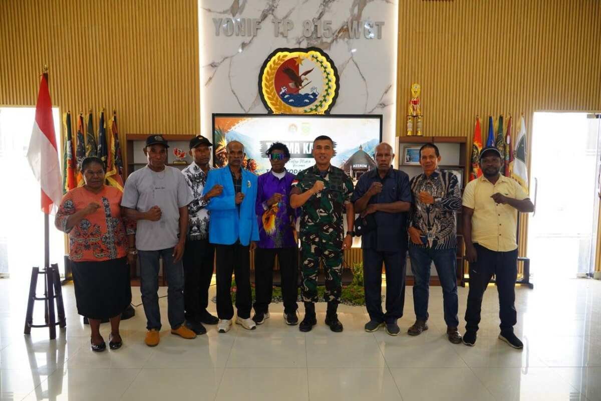 Tatap Muka Danrem 172/PWY Bersama Tokoh Agama, Adat dan Masyarakat Keerom Tatap Muka Danrem 172/PWY Bersama Tokoh Agama, Adat dan Masyarakat Keerom