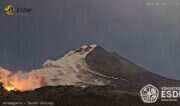 Gunung Merapi Keluarkan Awan Panas, Warga Diminta Menjauhi Alur Sungai