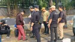 Kegiatan Pemeriksaan Arus Massa Menuju Gedung DPR
