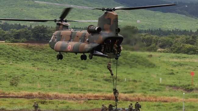 Membahas Helikopter CH-47 Chinook Dalam Penanggulangan Karhutla