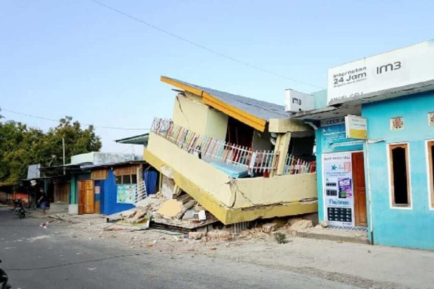 Gempa M7,7 di Flores, NTT: 9.765 Gempa Susulan dan Dampaknya