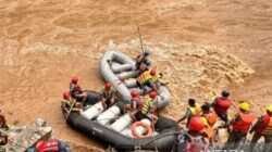 Tragedi Banjir Bandang di Perbatasan Nepal-China Tragedi Banjir Bandang di Perbatasan Nepal-China