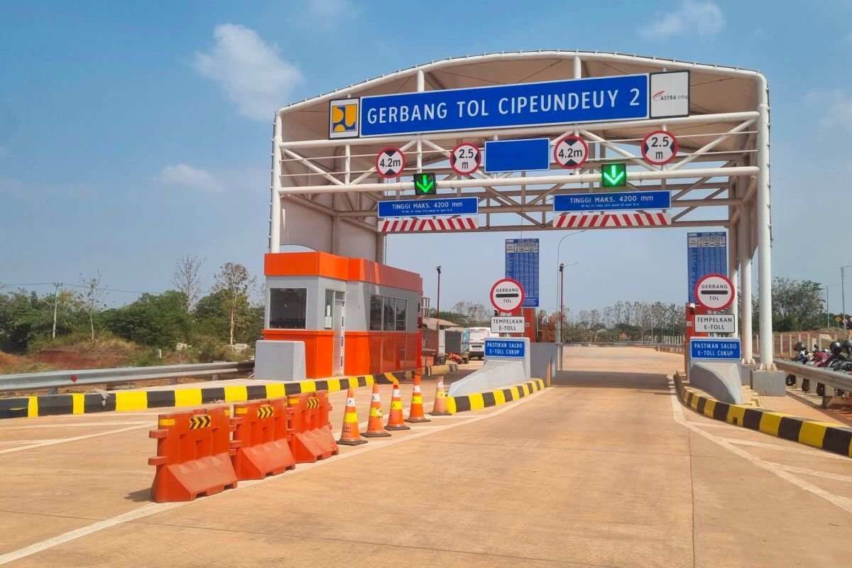 Tarif Baru di Gerbang Tol Cipeundeuy
