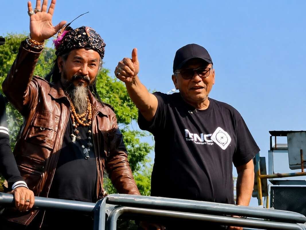 Perayaan HUT ke-703 Kabupaten Pati dengan Pawai Artis Perayaan HUT ke-703 Kabupaten Pati dengan Pawai Artis