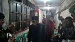 Pramono Anung Melayat ke Rumah Duka Bambang Setiawan Pramono Anung Melayat ke Rumah Duka Bambang Setiawan