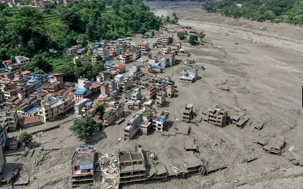 Banjir Bandang Terduga Terburuk di Nepal dan Tibet