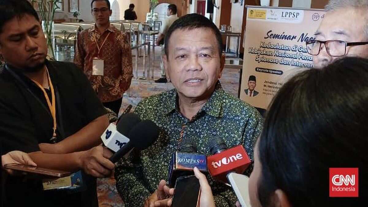 Urgensi Aturan Penanggulangan Spionase dan Intervensi Asing di Indonesia Urgensi Aturan Penanggulangan Spionase dan Intervensi Asing di Indonesia