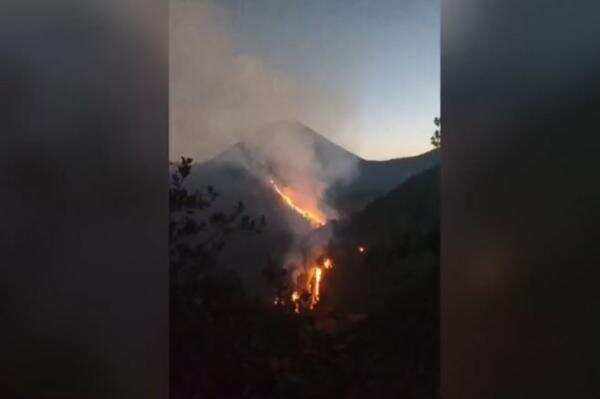Evakuasi 170 Pendaki Terkait Kebakaran Gunung Semeru