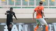 Dewa United Menggempur Brisbane Roar 4-0 dengan Gol Cepat