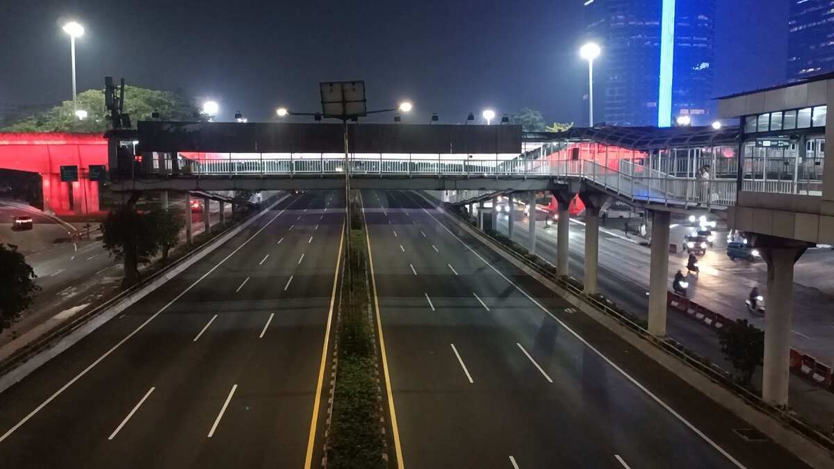 Penutupan Tol Dalam Kota Jakarta Setelah Aksi Demontrasi Ricuh