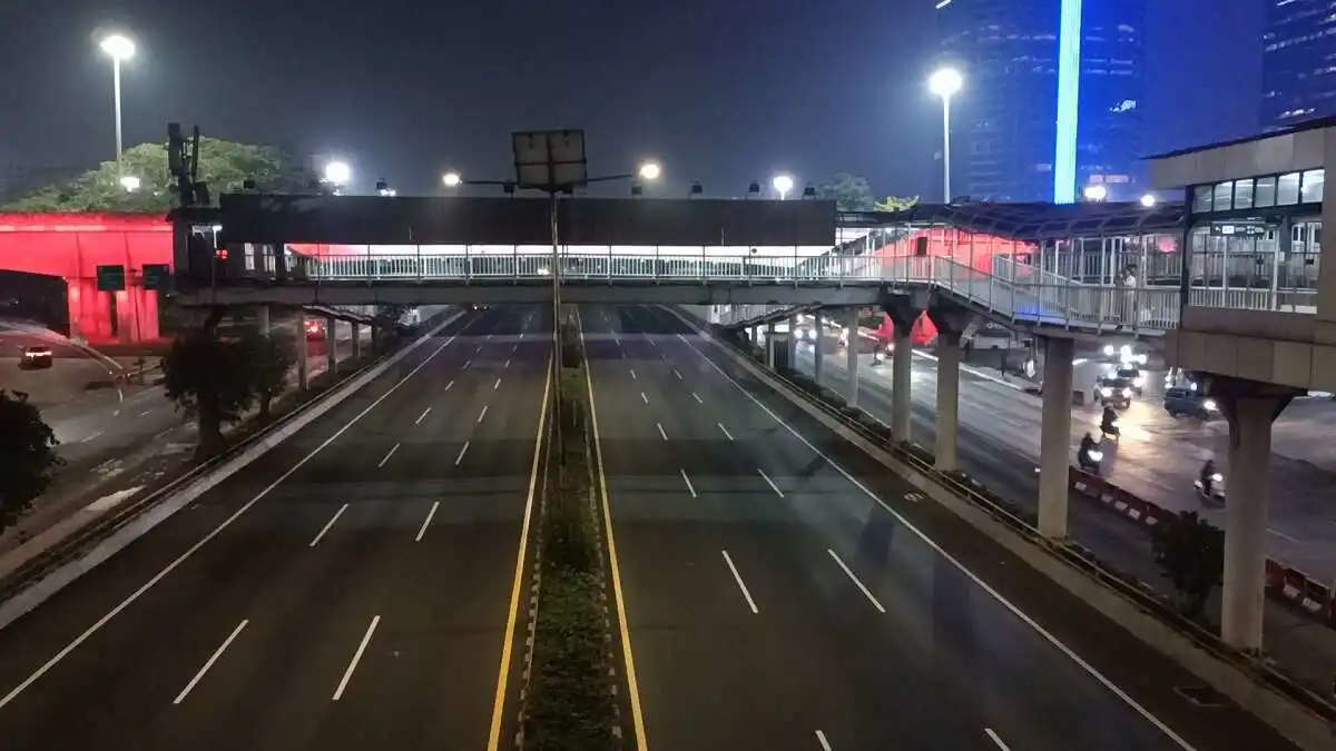 Penutupan Tol Dalam Kota Jakarta Setelah Aksi Demontrasi Ricuh