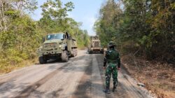 Wadan Kodiklat TNI Tinjau Proyek Pengerasan Jalan Encap Super Garuda Shield 2026 di Baturaja Wadan Kodiklat TNI Tinjau Proyek Pengerasan Jalan Encap Super Garuda Shield 2026 di Baturaja