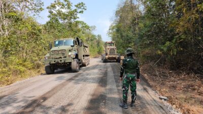 Wadan Kodiklat TNI Tinjau Proyek Pengerasan Jalan Encap Super Garuda Shield 2026 di Baturaja Wadan Kodiklat TNI Tinjau Proyek Pengerasan Jalan Encap Super Garuda Shield 2026 di Baturaja