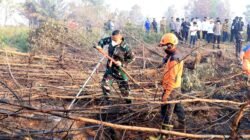 Pantau Langsung Perkembangan Karhutla, Komandan Lanud Sjamsudin Noor Bersama Forkopimda Kalsel Turun ke Lapangan Uji Fungsi Inovasi Injeksi Air
