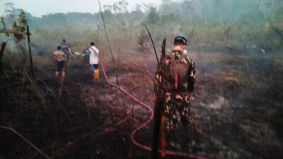 Respons Cepat Karhutla Dekat IKN, TNI Gerakkan Helikopter Caracal untuk Water Bombing