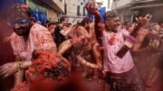 Perayaan La Tomatina di Spanyol