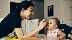 Rekomendasi Finger Food Pertama untuk Bayi: Aman dan Sehat Rekomendasi Finger Food Pertama untuk Bayi: Aman dan Sehat