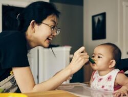 Rekomendasi Finger Food Pertama untuk Bayi: Aman dan Sehat