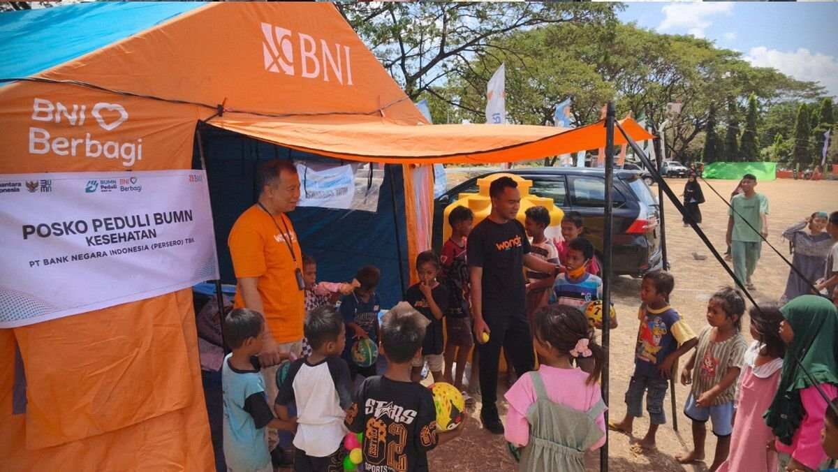 Posko BNI Berbagi untuk Korban Gempa NTT di Mbai Posko BNI Berbagi untuk Korban Gempa NTT di Mbai