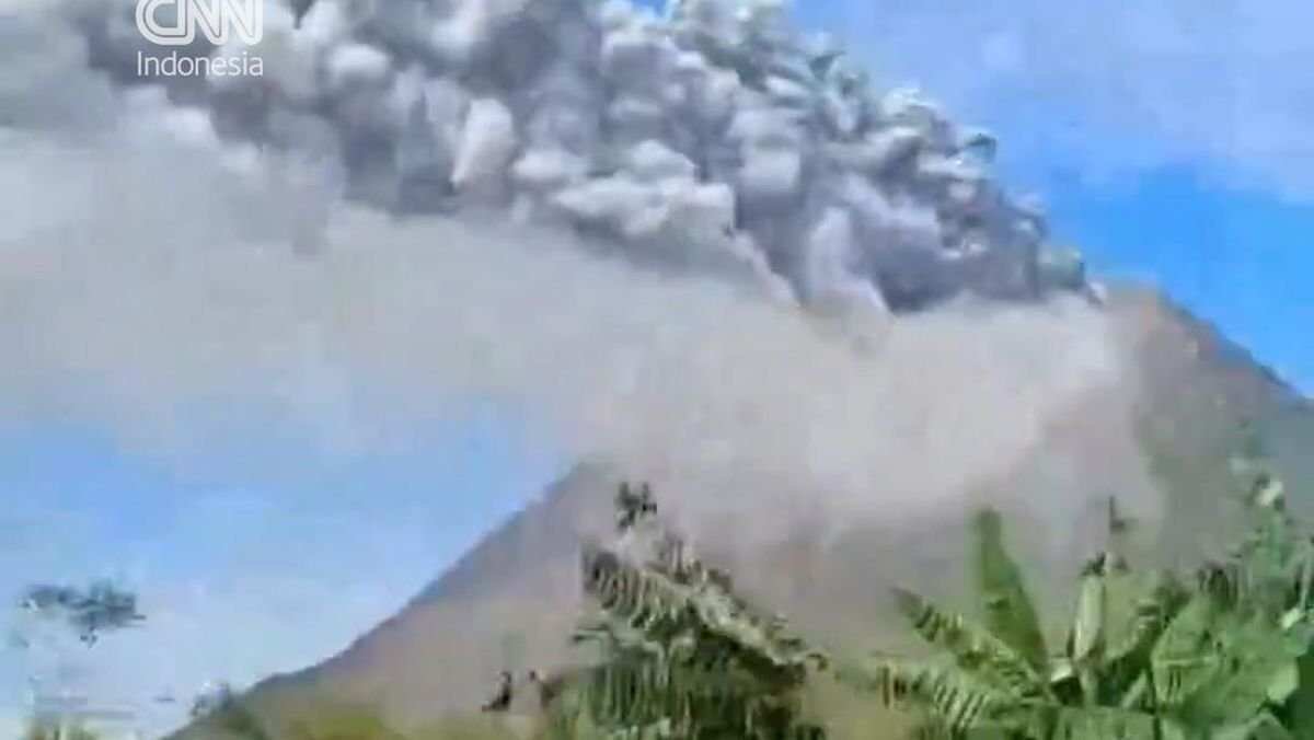 Erupsi Gunung Sinabung: Dampak dan Waspada Erupsi Gunung Sinabung: Dampak dan Waspada