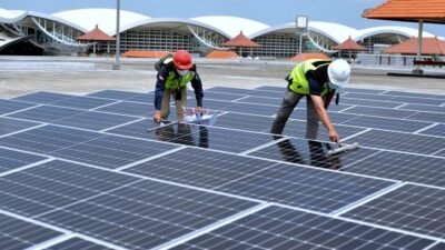 Implikasi Megaproyek PLTS 100 GW untuk Ketahanan Energi Indonesia