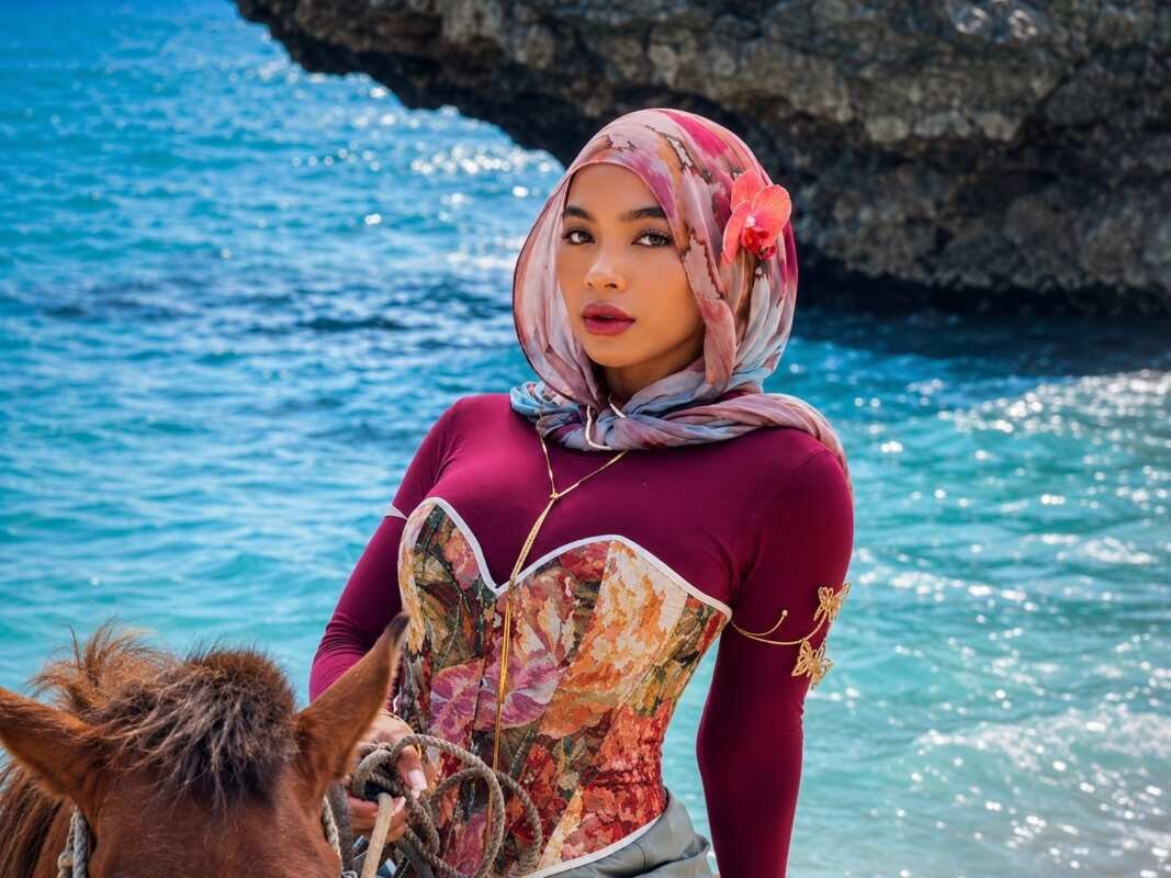 Melihat Kembali Oklin Fia: Kontroversi dan Sorotan Terbaru