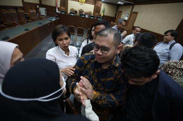 Vonis Diperberat untuk Eks Konsultan Kemendikbudristek Vonis Diperberat untuk Eks Konsultan Kemendikbudristek