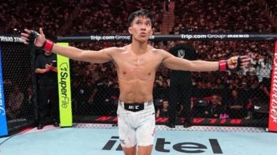 Perjalanan Bilal Hasan Menuju UFC: Dari Pangkal Hawaii ke Oktagon Perjalanan Bilal Hasan Menuju UFC: Dari Pangkal Hawaii ke Oktagon