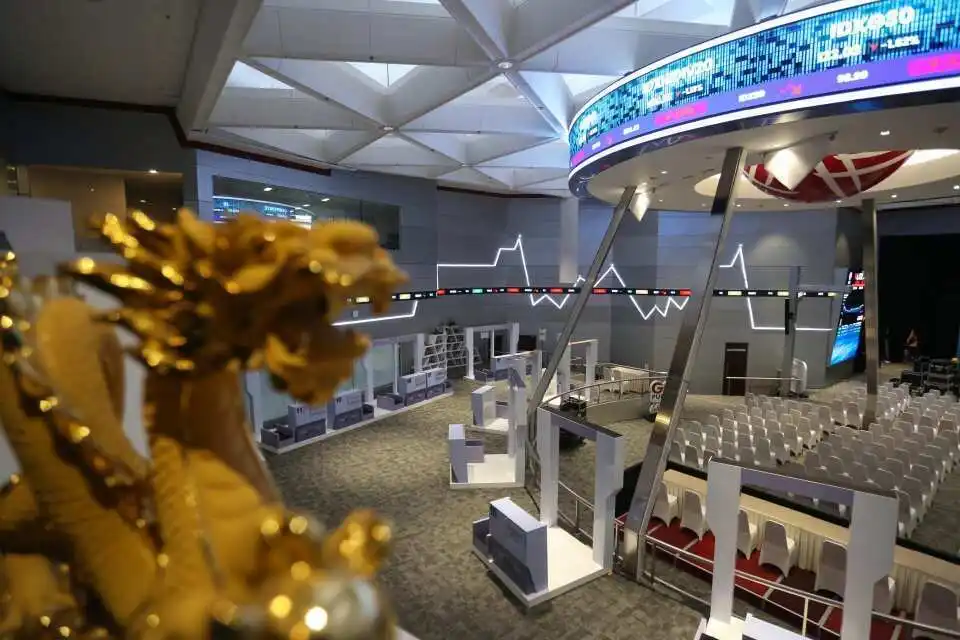 Indeks Harga Saham Gabungan Terjun di Sesi Pertama