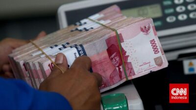 Penerimaan Pajak Kemenkeu dari Sektor Besi dan Baja Penerimaan Pajak Kemenkeu dari Sektor Besi dan Baja