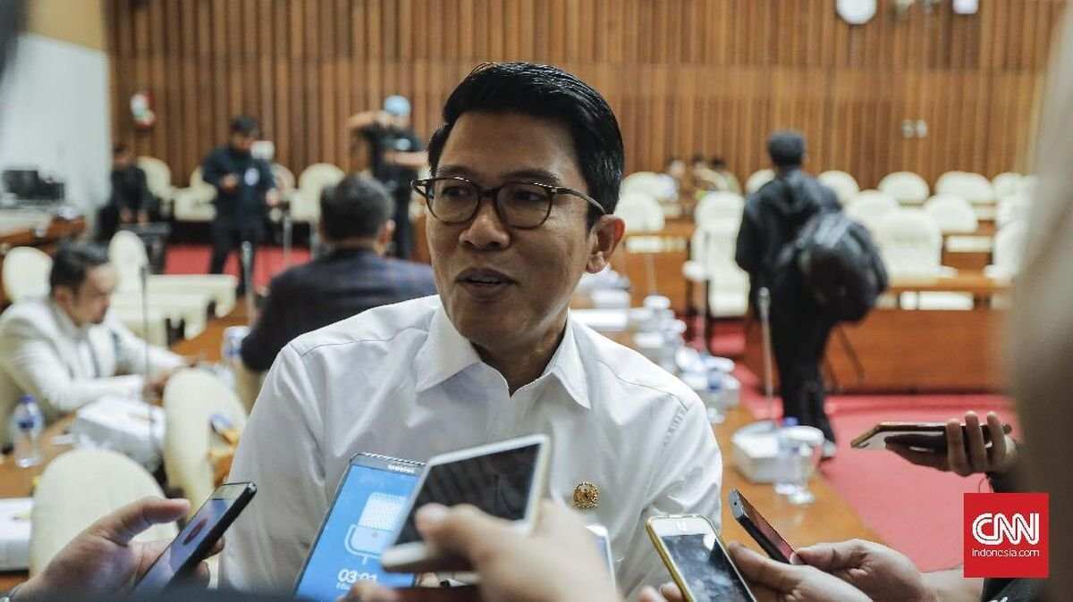 Evaluasi APBN 2027: DPR Minta Laporan Triwulan dari Kementerian Keuangan