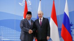 Keakraban Prabowo dan Putin dalam Forum Ekonomi Timur